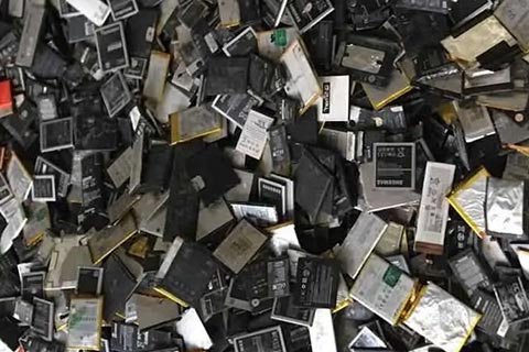 黄岛大村收废弃蓄电池✔高价三元锂电池回收✔锂电池回收价多少钱